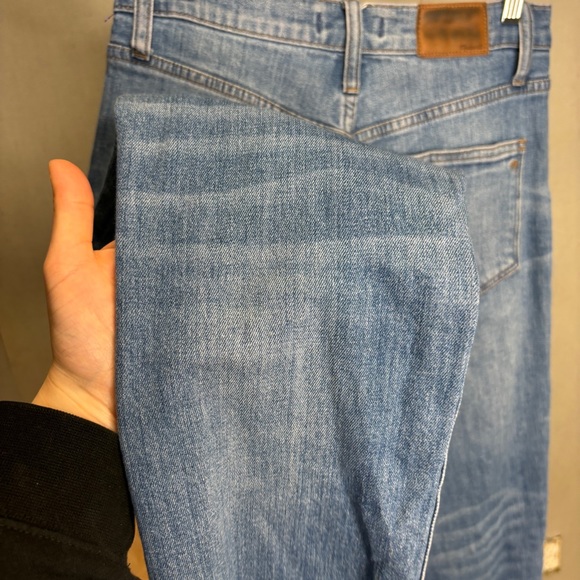 Madewell The High-Rise Slim Boyjean in Dover Wash - Picture 8 of 11